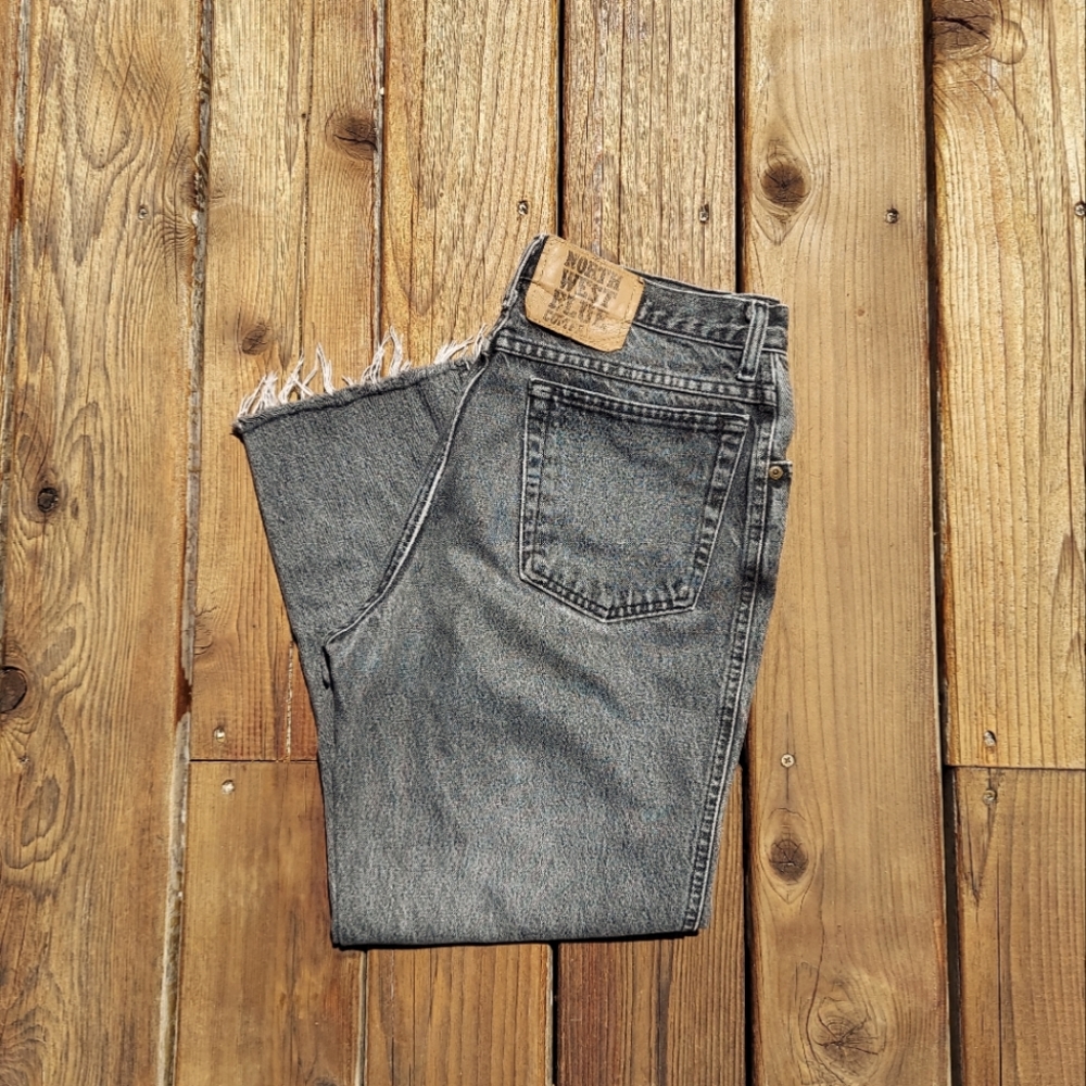 Washed Black Cropped Jeans